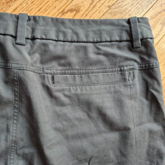 Lululemon Men's Commission shorts Gray 34" - Picture 11 of 15
